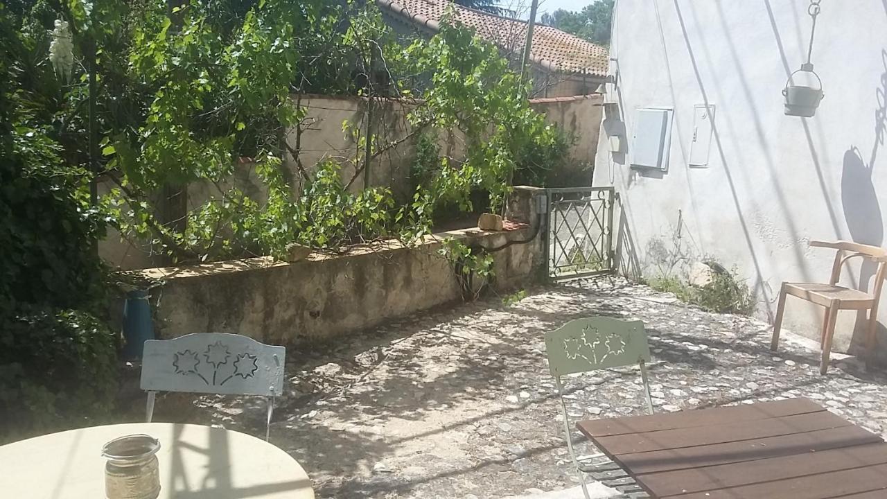Appartement Dans Hameau Provencal Allauch Exterior foto