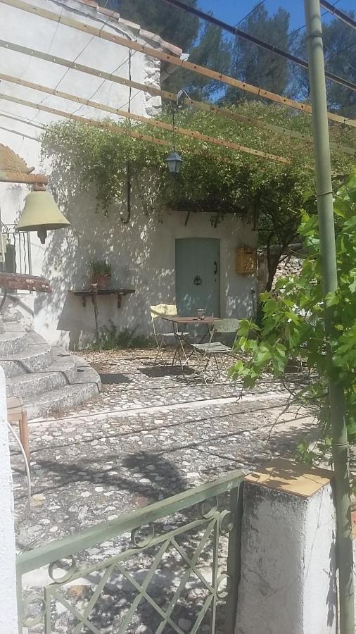Appartement Dans Hameau Provencal Allauch Exterior foto