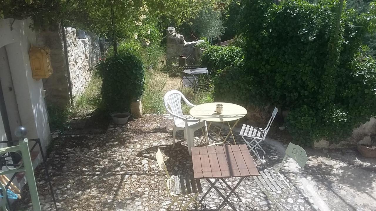 Appartement Dans Hameau Provencal Allauch Exterior foto